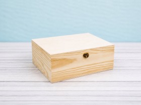 Caja estuche de madera 27x22,5x11 cm. c/bisagra y broche Ref.P35C45BS