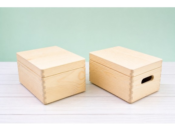Caja de madera pino 30x20x14 cm. c/bisagras Ref.DRSD130