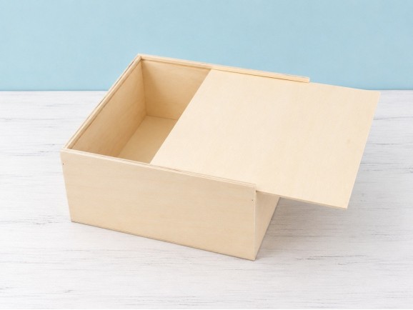 Wooden box 35x35x14 cm. with sliding lid Ref.PC9H