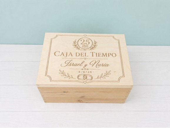 Caja de pino 35x25x18,5 cm. c/tapa y asas Ref.DRBOX3
