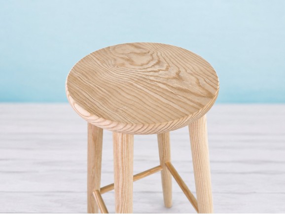 Round wooden bar stool, 70 cm. Ref.AT46002