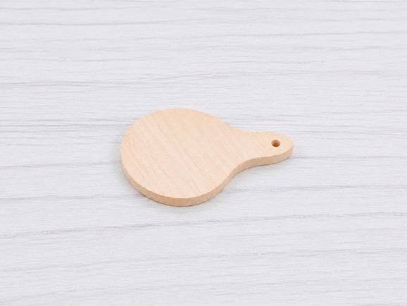 Beech wood board Ø12.5 cm. with handle Ref.DRKD822