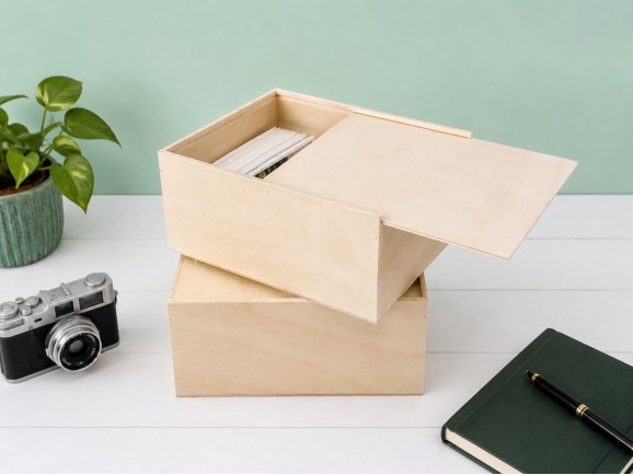 Wooden box 31x24x13.5 cm. with sliding lid Ref.PC01TC