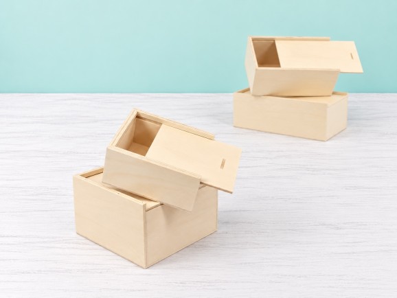 Wooden box with sliding lid various sizes Ref.TC