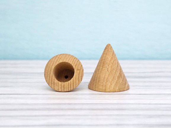 Remate madera haya forma cono 6 cm. Ref.376