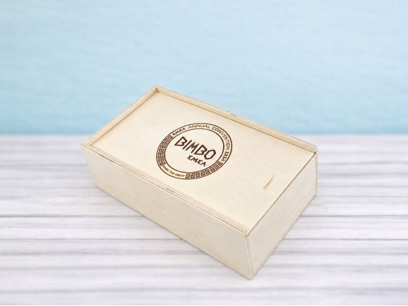 Wooden box 32.5x18x7.5 cm. w/sliding cover Ref.PC2D