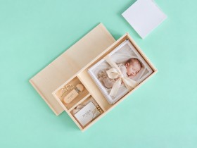 Wooden photo box 20x15 with divider and frame Ref.P1454MS2
