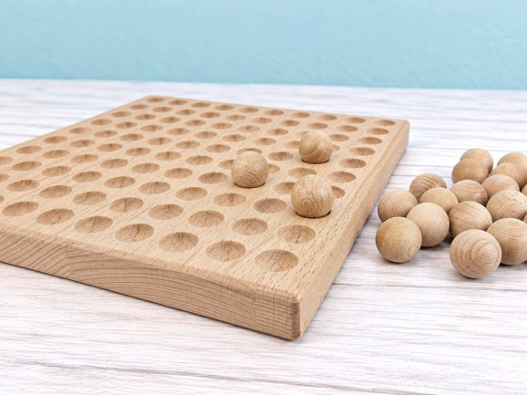 Wooden board 23x23x1.8 cm. for 100 balls Ø20 mm.Ref.MO197