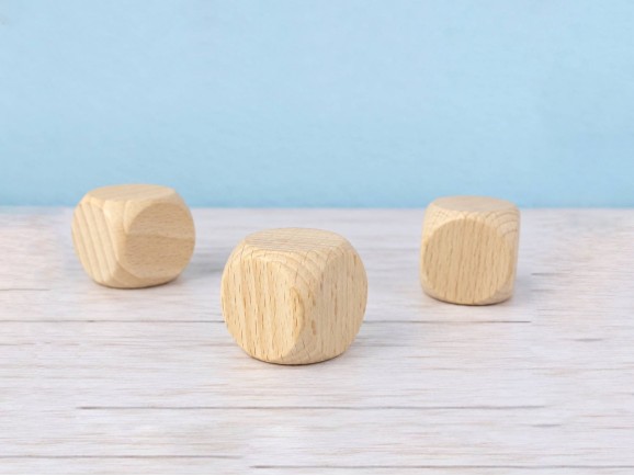 Wooden dice 3x3 cm. Ref.OP807587
