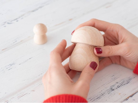 Wooden mushrooms 2 sizes Ref.CC105