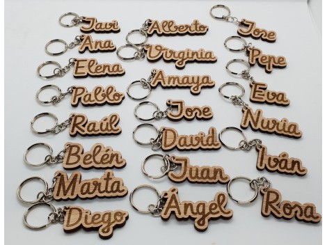 Wooden keychain engraved and cut out with your name Ref. 2112
