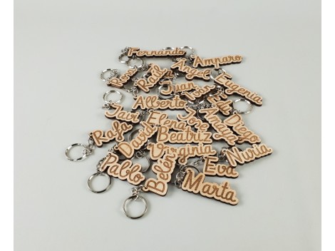 Wooden keychain engraved and cut out with your name Ref. 2112