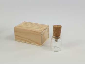 Pack PenDrive + Natural Bottle Box Ref.PackPBCH4
