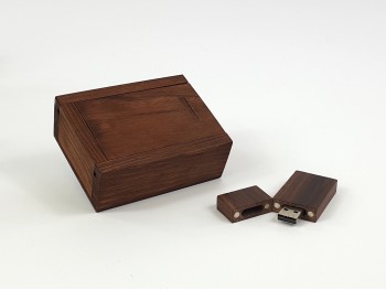 Pack PenDrive Aged Wood + Aged Box Ref.Pack1003CH3