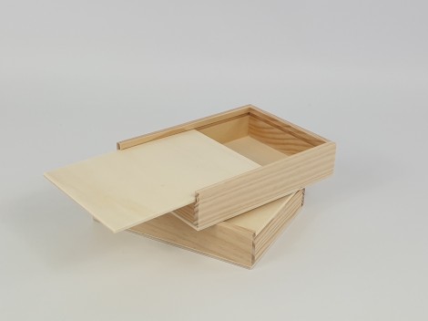 Pine wood box 20x15x3.5 cm. with sliding sid Ref.PC6P7B
