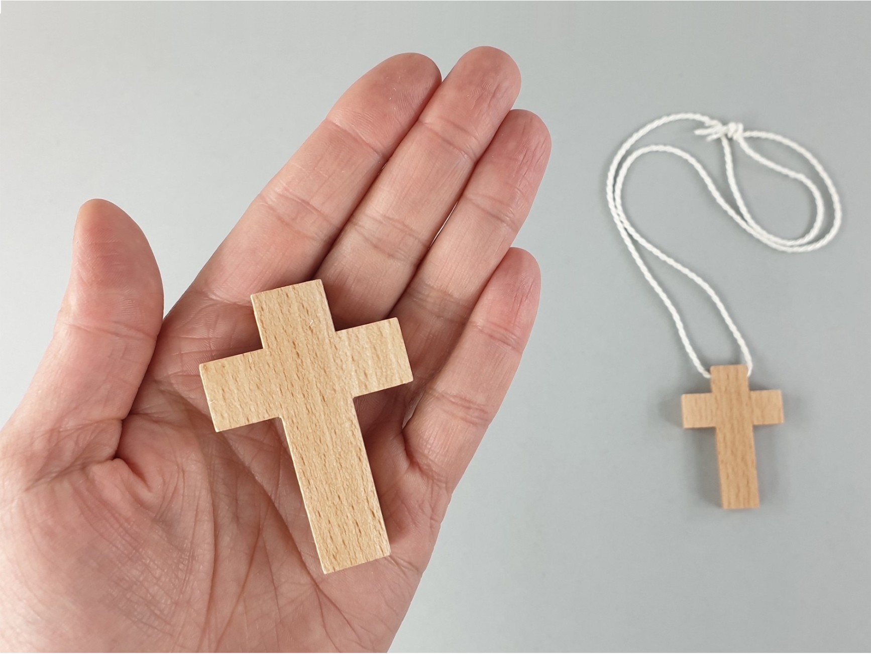 Colgante cruz madera comunión