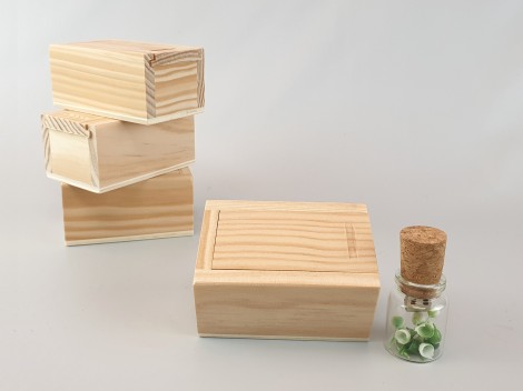 Wooden box 8.5x5.5x4.5 cm. with sliding cover Ref.PC1PD