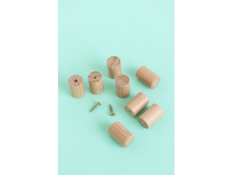 Beech cylinder handle Ø2 cm. with nut Ref.19