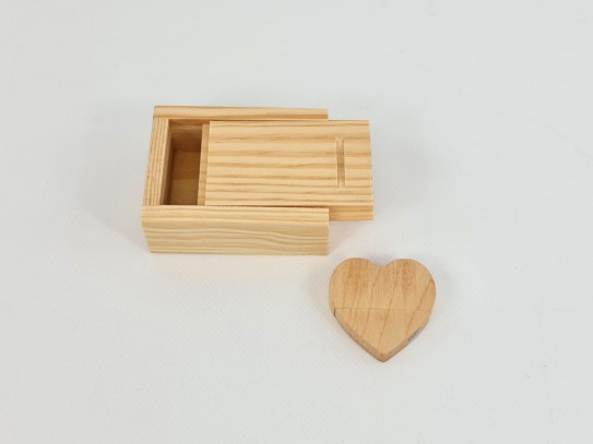 PenDrive Heart Pack + Natural Box P1002