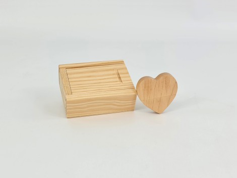 PenDrive Heart Pack + Natural Box P1002