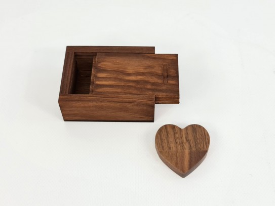 PenDrive Heart Pack + Natural Box P1002