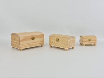 Baúl de madera pequeño c/patas varias medidas Ref.P101
