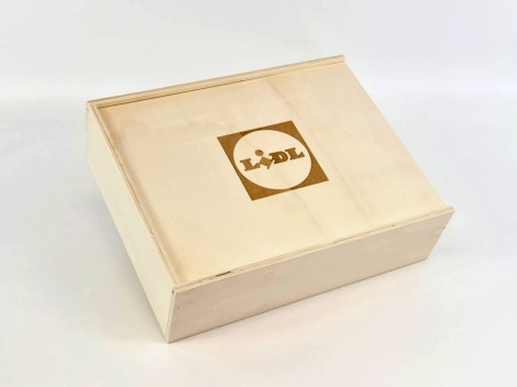 Wooden box 35x28x10 cm. with sliding lid Ref.P1454C8J