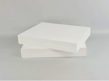 Caja Blanca para Álbum 30x30 b-broche imán y div. Ref.P1454C8FIB