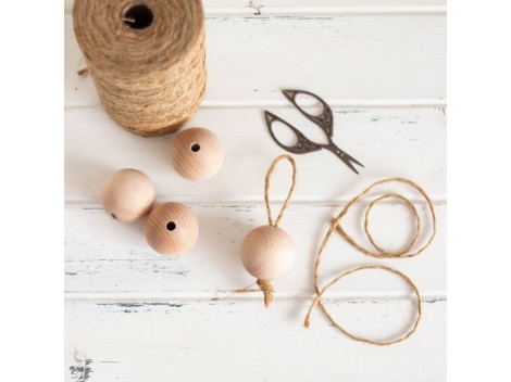 Bolas de madera con taladro Ref.100T