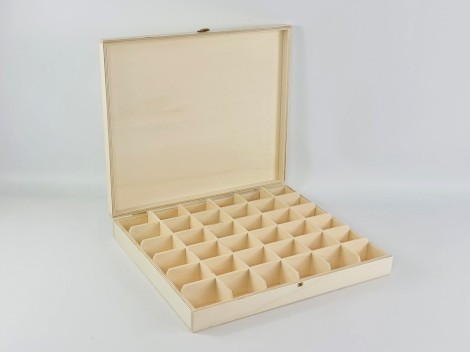Caja de madera 40x33x6 cm. c/36 divisiones interiores Ref.1557