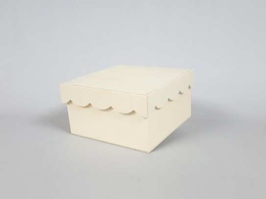 Caja de madera 16x16x9 cm. 4 divisiones Ref.P35C47RA