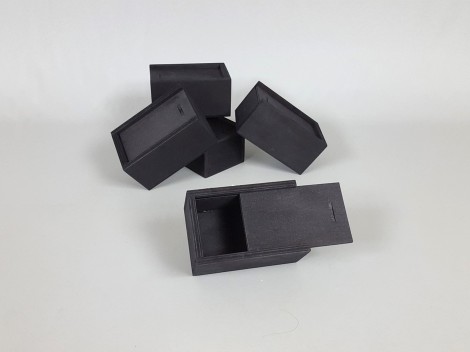 Caja de madera Negra 12x8x7 cm. c/tapa corredera Ref.1623