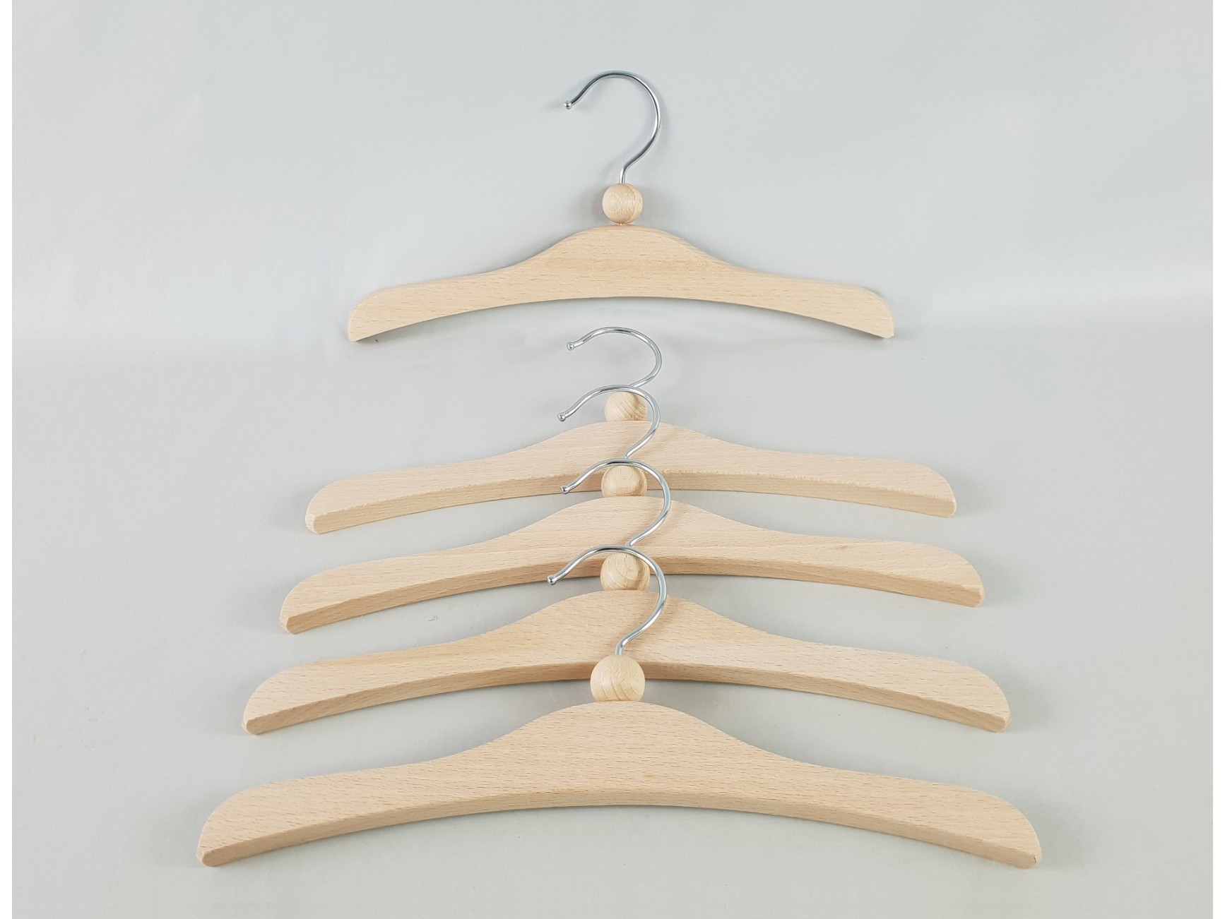 Percha de madera con pinzas para ropa niño/a Ref.VG2802 - Mabaonline