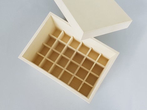 Caja de madera 23x17x11 cm. 24 divisiones c/tapa Ref.P00CF1A