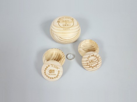 Pine Round box with lid Ref. P1971