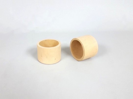 Small wooden goblet Ø7x5 cm. Ref.1464