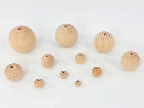 Bolas de madera con taladro Ref.100T