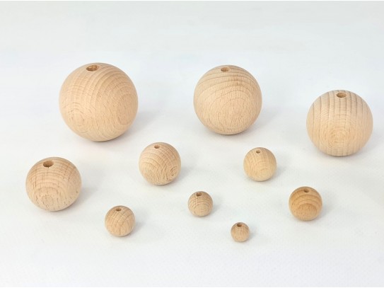 Bolas de madera con taladro Ref.100T