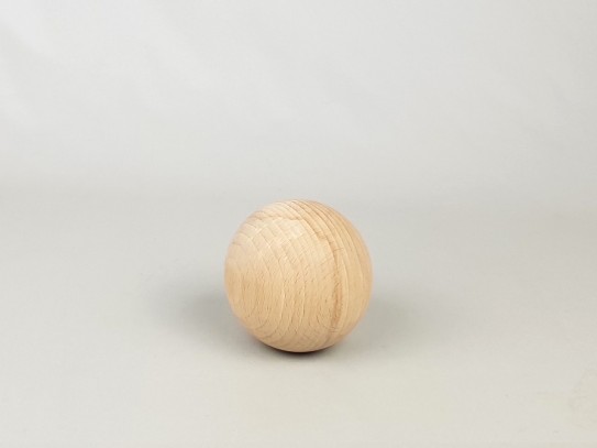 Wooden ball 75 mm.