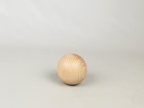Wooden ball diameter 60 mm / 12 unds.