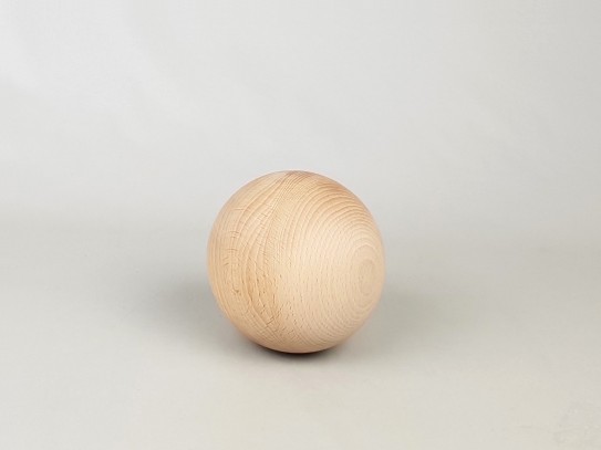 Wooden ball Ø90 mm. Ref.100-90