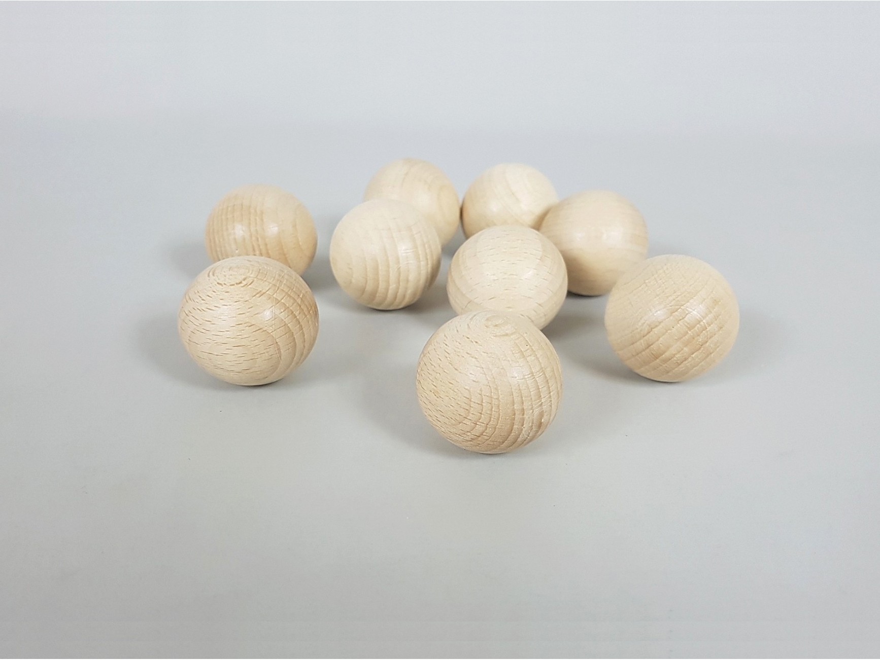 10 Untreated 40mm Wooden Balls Without Holes