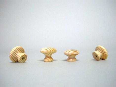 Pine knob handle with nut 2 measures Ref.7