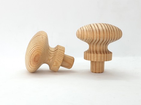 Tirador de pino Ø4 cm. c/espiga Ref.22