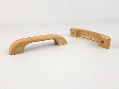 Flat oak handle handle 13 cm. with 2 nuts Ref.53