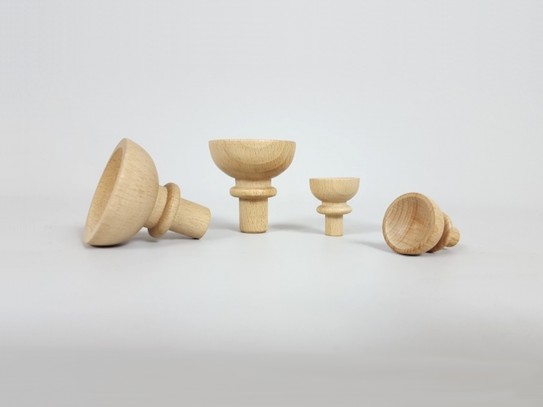 Hollowed beech handle with spike 2 sizes Ref.H13-14