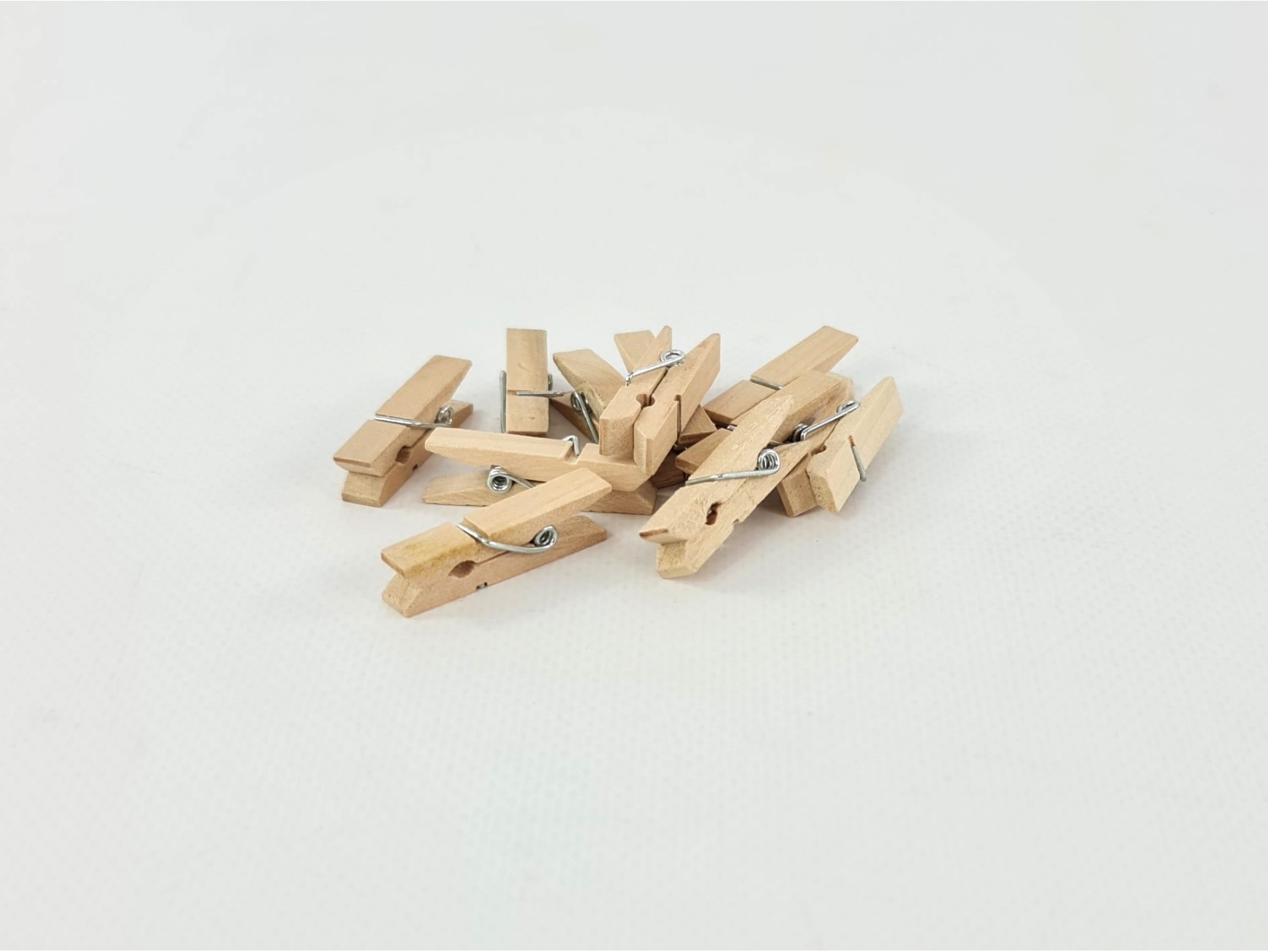 Pinzas pequeñas de madera (100 Unds)