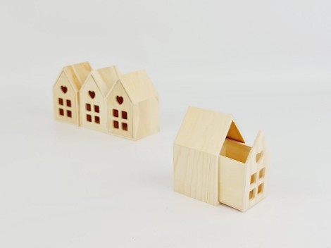 Caja de madera casita con ventanas Ref.CP1