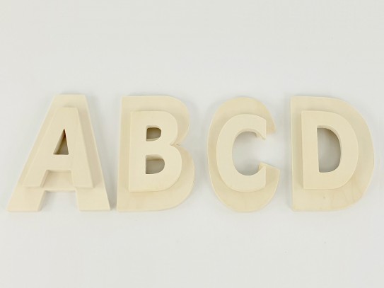 Wooden letters 2 sizes Ref.P1341D