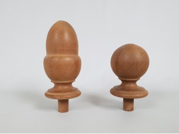 Top Ball and Pineapple Sapelly wood Ø6,5 cm. Ref. 354